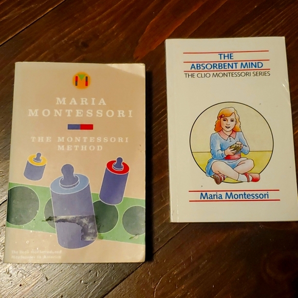Bundle of 2 Montessori Books - Picture 1 of 4
